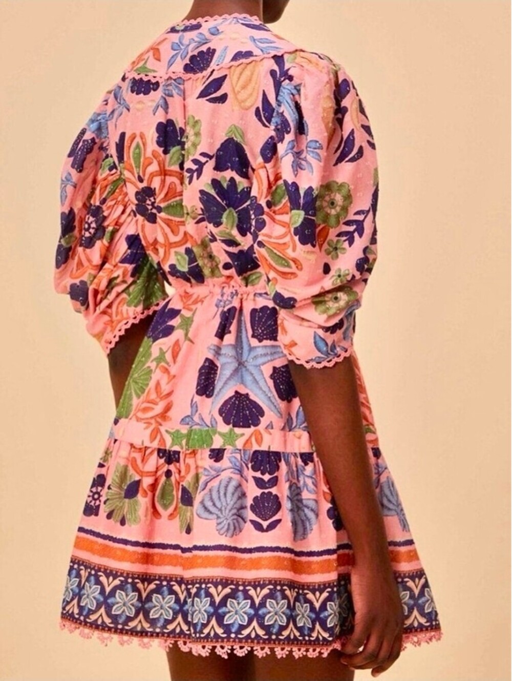 Farm Rio Seashell Tapestry Mini Dress Size Medium - Picture 2 of 9